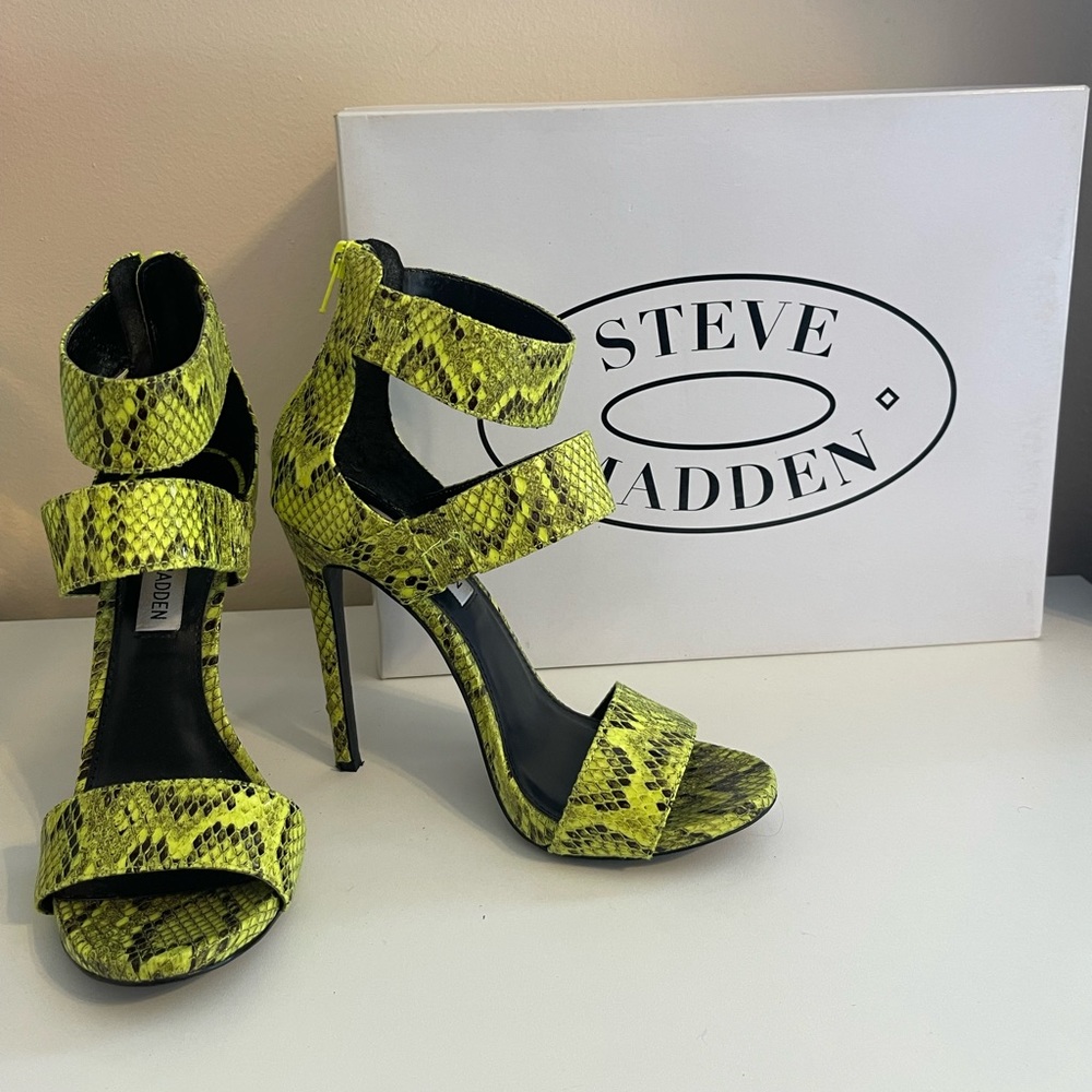 Yellow Steve Madden Miyah Sandal
